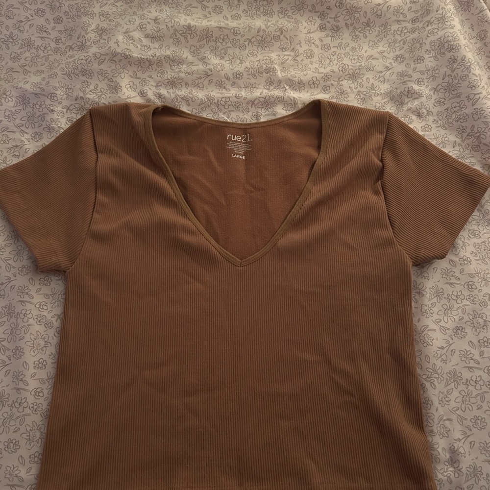 Rue21 Women's Brown V-Neck Top